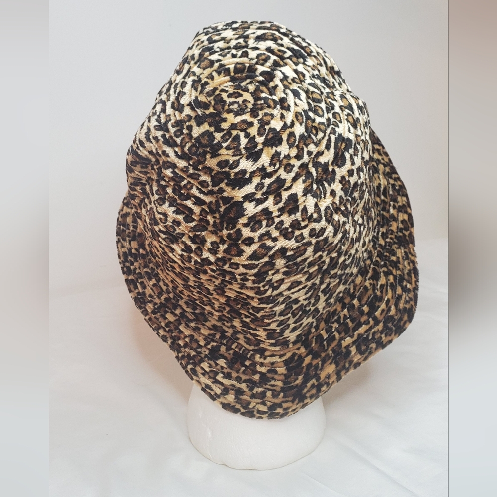 DAVID&YOUNG- women bucket hat- animal print -velvet/velour - Picture 5 of 9